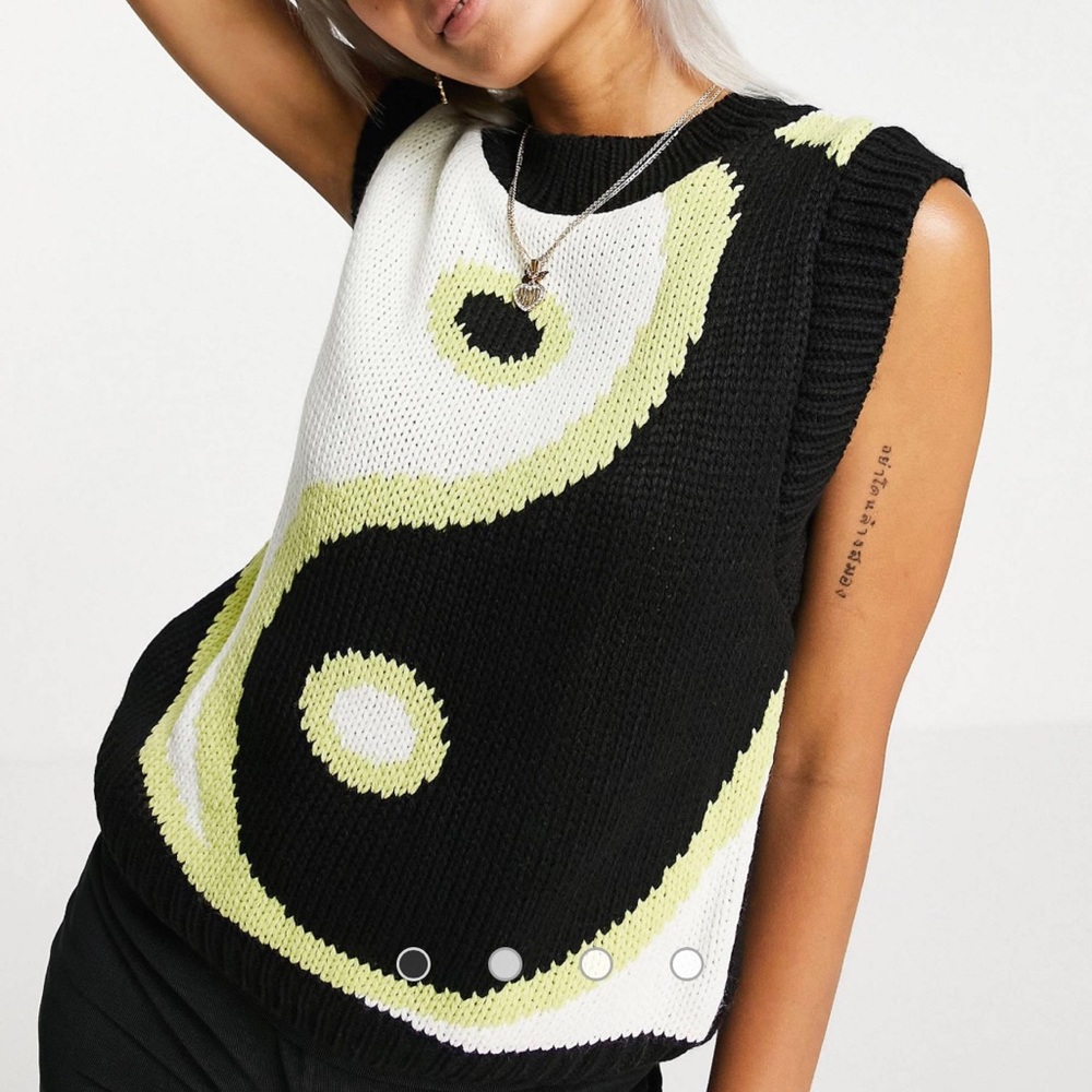 Topshop yin and yang design crew neck vest sleeveless sweater top - XS, 0-2